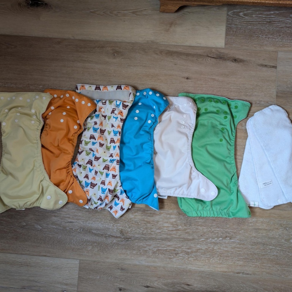 Thirsties and Tot Bots Cloth Diapers - Picture 2 of 7